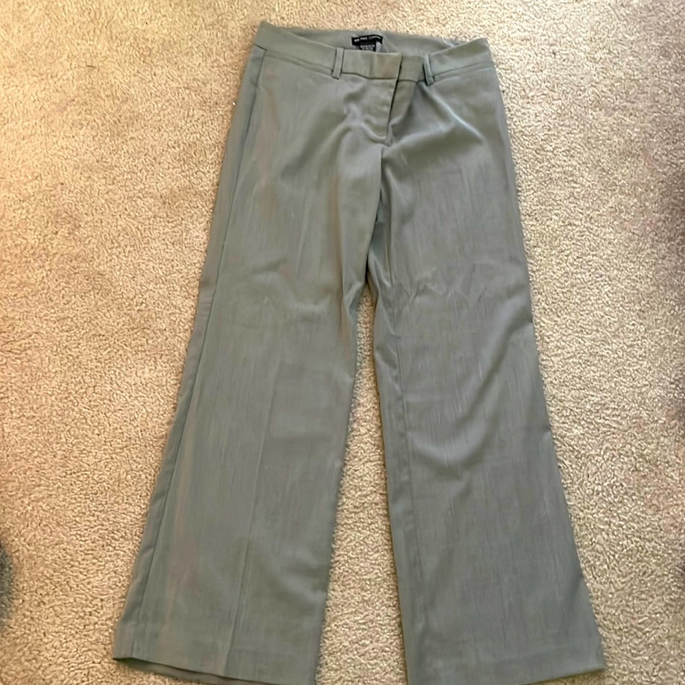 New York & Company Gray Dress pants